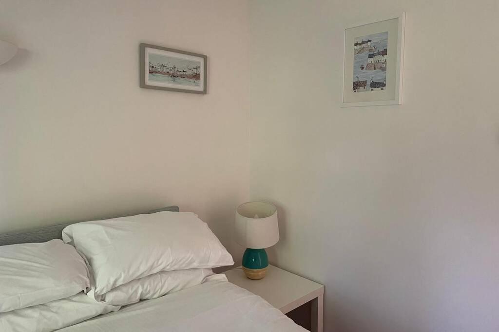 37 Strawberry Hill, Hayle Villa ภายนอก รูปภาพ